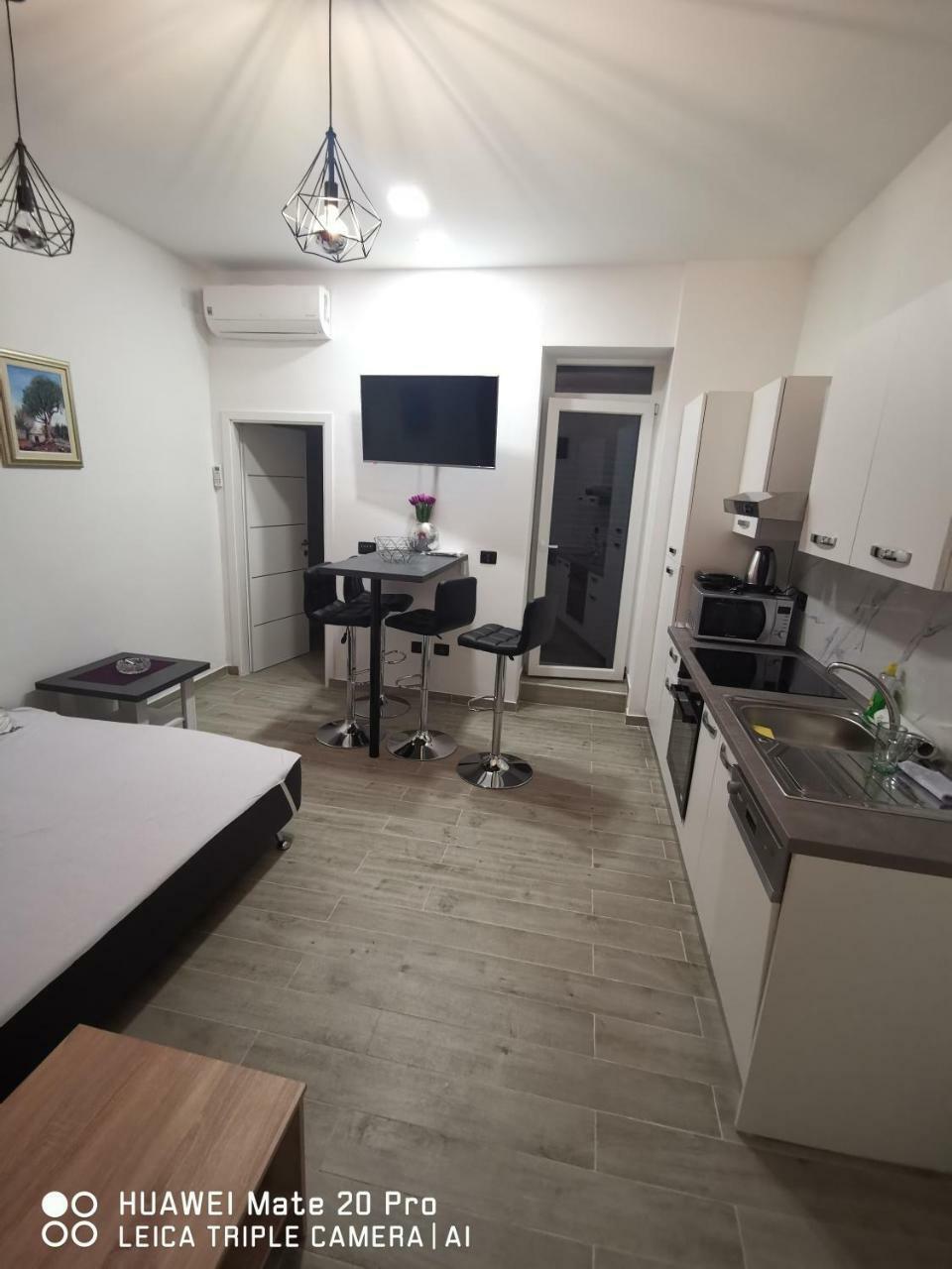 Apartment Toni Pula Bagian luar foto