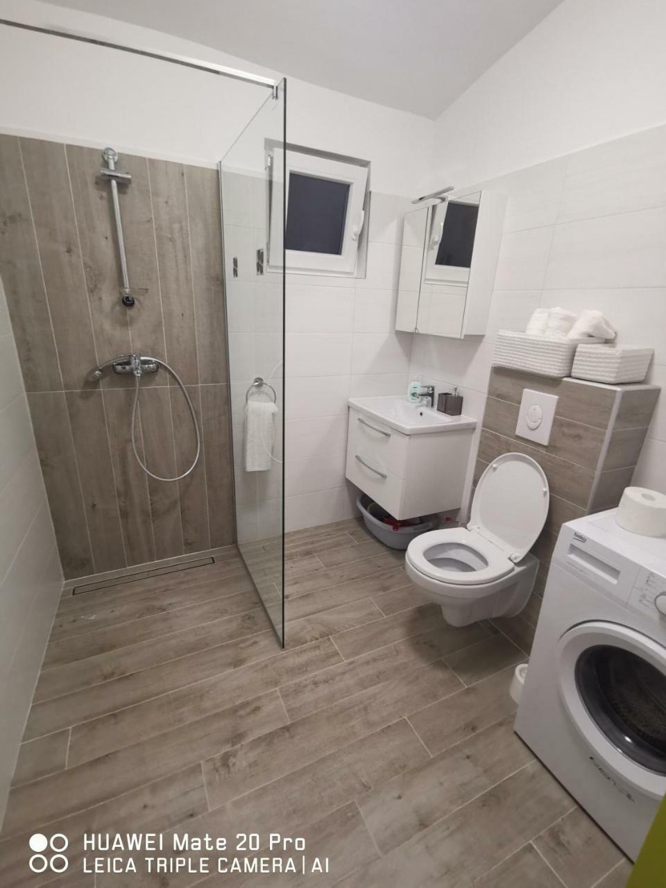 Apartment Toni Pula Bagian luar foto