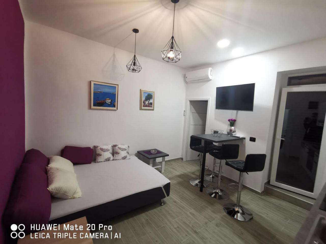 Apartment Toni Pula Bagian luar foto