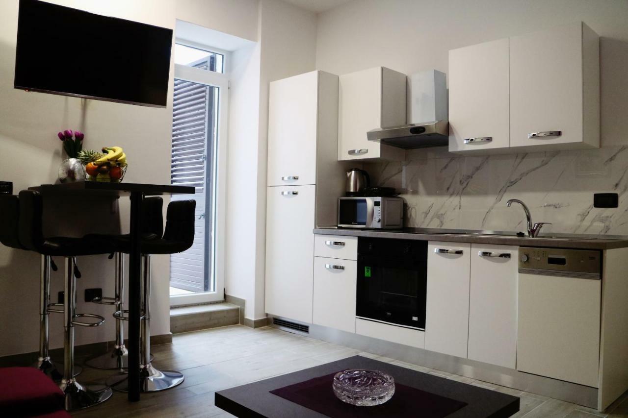Apartment Toni Pula Bagian luar foto
